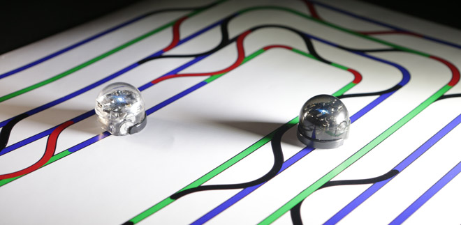 Ozobot following line patterns